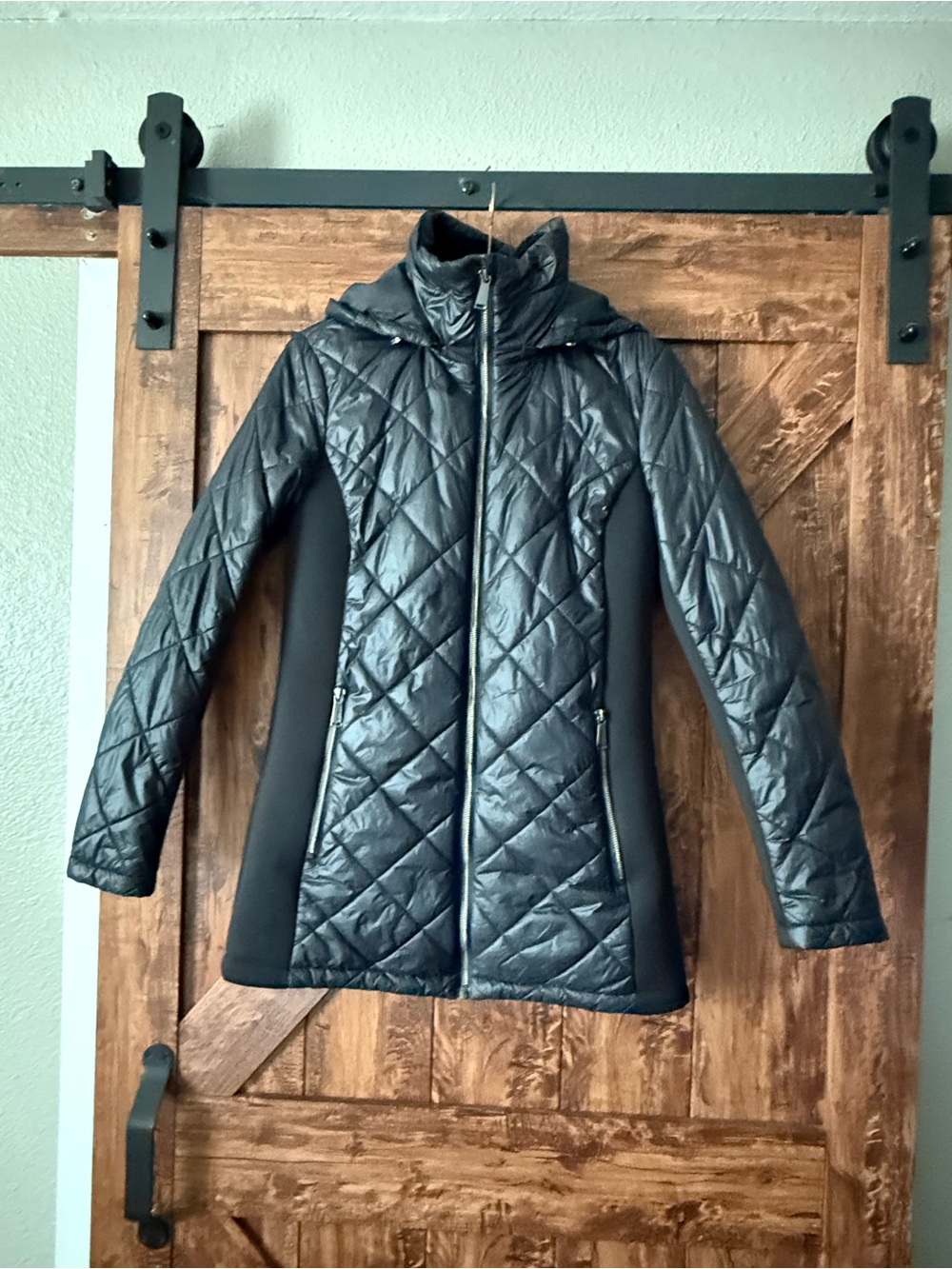 BCBGeneration Black Quilted Hooded Puffer Jacket